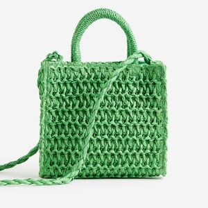 Green H&M straw purse/crossbody